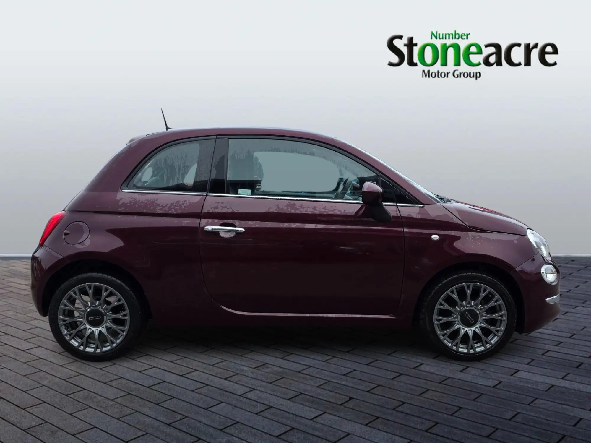 Fiat 500 1.0 Mild Hybrid Star 3dr YR70EMJ Image 2