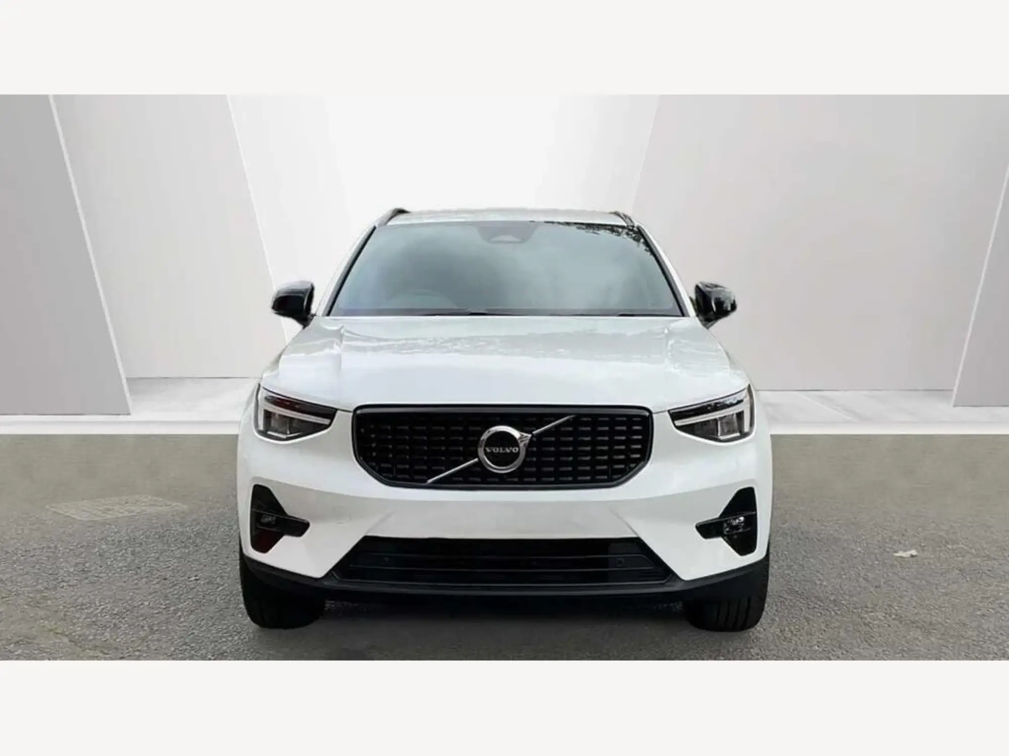 Volvo XC40 Image 2