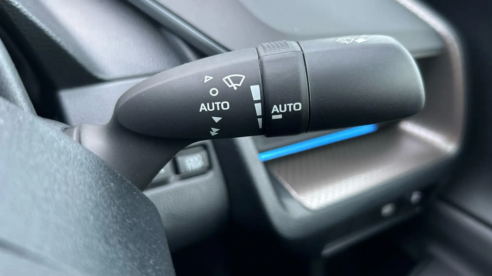 Toyota Prius Plug-in Hybrid Image 39 Toyota Prius Plug-in Hybrid Image 39
