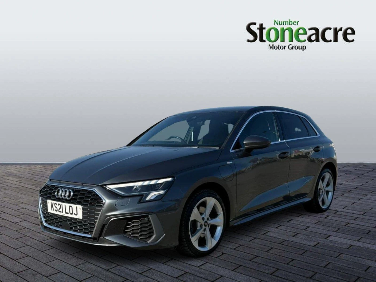 Audi A3 1.4 TFSIe 40 S line Sportback S Tronic Euro 6 (s/s) 5dr 13kWh KS21LOJ Image 3